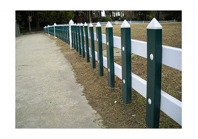 厂家直销锌钢草坪护栏,花坛护栏,园艺护栏 锌钢护栏是指采用锌合金